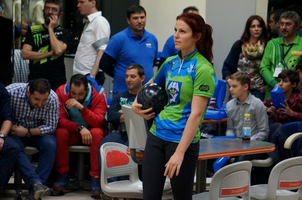 Anna Anderson, locul 3 la IBIBO 2015, este prima femeie pe podiumul Turneului International de Bowling din Romania_1