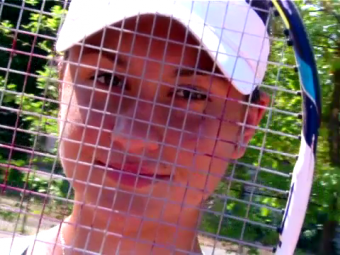 
	EROI.RO | &quot;Toata lumea mi-a spus ca nu am nicio sansa in tenis&quot;, dar ea a reusit sa castige Roland Garros la junioare. Povestea unica a Ioanei Rosca, tanara care promite sa o ia pe urmele lui Halep
