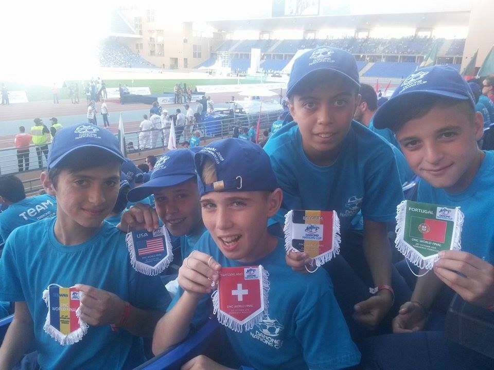 FOTO & VIDEO | Experienta de neuitat pentru micii fotbalisti romani: Zinedine Zidane a mers la Cupa Natiunilor Danone_6