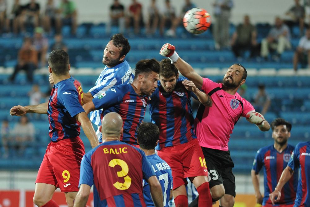 CSU Craiova 1-1 ASA Targu Mures, 20:30 Steaua - Botosani | O sa bata vantul in tribune pe stadionul din Cluj: "Maxim 1500 de fani"_8