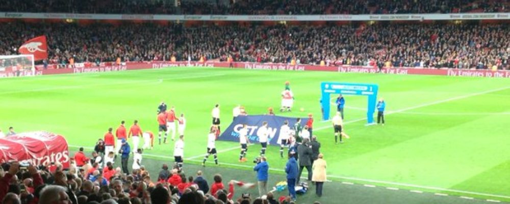 Fanii lui Arsenal, revoltati! Ce au gasit in toaletele de pe Emirates, dupa ce suporterii lui Tottenham au trecut prin ele. FOTO_2