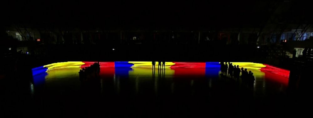 Toate luminile s-au stins, fanii s-au ridicat in picioare! Momentele emotionante care au urmat inainte de Steaua - Dinamo la baschet in memoria victimelor din Colectiv_2