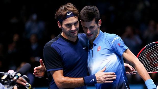 
	Spectacol total la Turneul Campionilor! Federer este in semifinale dupa victoria clara cu Djokovic
