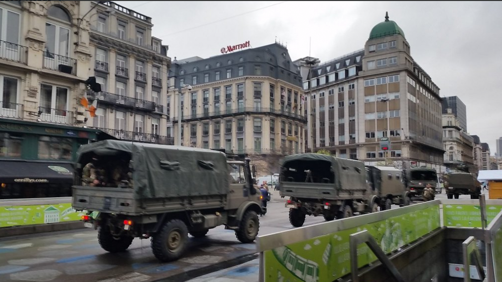 Alerta terorista paralizeaza Belgia. Bruxelles-ul, patrulat de militari; metroul a fost inchis, iar meciurile ANULATE_6