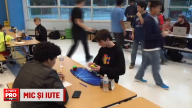 
	VIDEO | Sportul mintii si al mainii. Cum reuseste un pusti de 14 ani sa dea gata cubul Rubik in mai putin de 5 secunde
