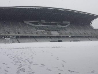 
	Fotbal sub cod galben de ninsori! Cluj Arena a fost inghitit de zapada cu 6 zile inainte de ASA - Steaua. Cum arata acum. FOTO
