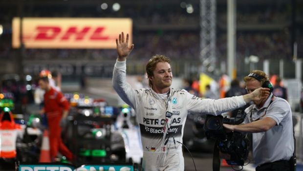 
	Nico Rosberg a castigat ultima etapa din Formula 1! A 12-a dubla pentru Mercedes in 2015! Cum arata clasamentele finale
