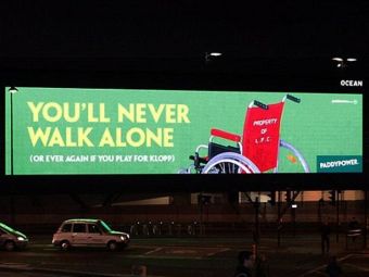 
	Reclama REVOLTATOARE aparuta in Anglia cu celebrul &quot;You&#39;ll never walk alone!&quot; Ce au vazut fanii lui Liverpool
