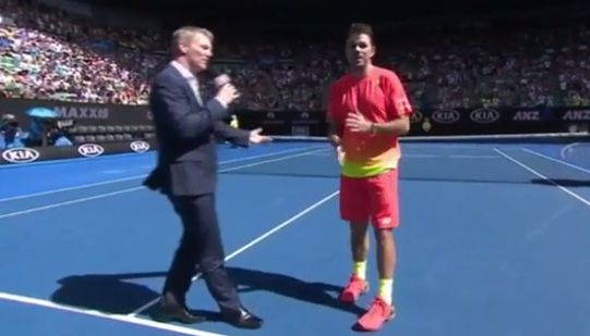 "Tu iti alegi singur cu ce te imbraci?" Moment senzational cu Wawrinka la Australian Open. Toata lumea a inceput sa rada_2
