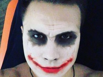 
	Why so serious? O vedeta din Bundesliga s-a costumat in celebrul Joker din Dark Night! FOTO
