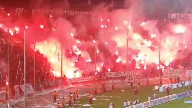 
	Asa arata stadionul cand era LINISTE! Imagini SOCANTE la PAOK - Olympiacos, meci oprit de o BATAIE generala intre fani si politie
