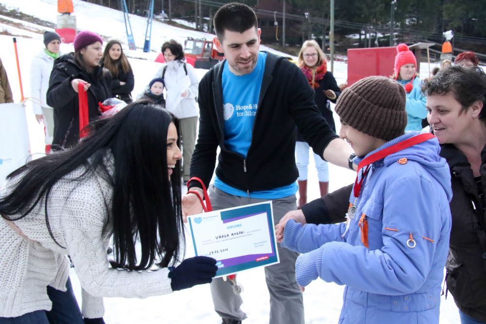 Cum a aratat "olimpiada" copiilor cu dizabilitati din Romania! Probele in care s-au intrecut 140 de tineri_9