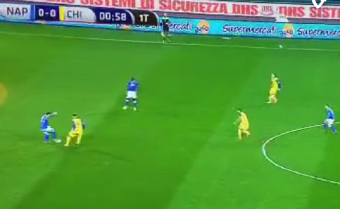 VIDEO: Greseala socanta a lui Chiriches in secunda 58 a meciului, Napoli a luat gol! Romanul marcat apoi pentru prima data in Serie A_1