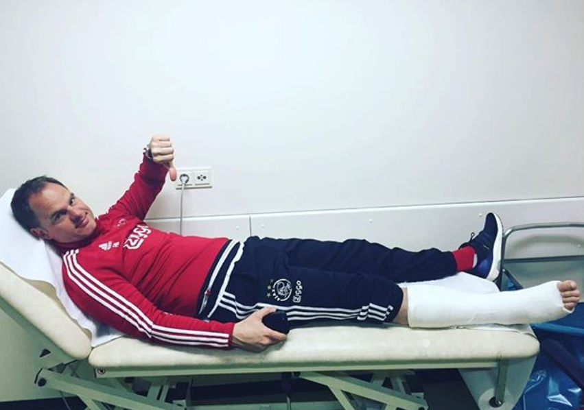 Fotbal total la Ajax! Frank de Boer si-a rupt piciorul in timpul antrenamentului de azi! VIDEO_2
