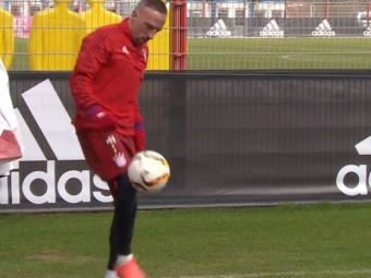 &quot;Pare simplu, nu-i asa?&quot; Show total facut de Ribery la antrenament! A luat mingea si a inceput sa jongleze! Ce a iesit. VIDEO