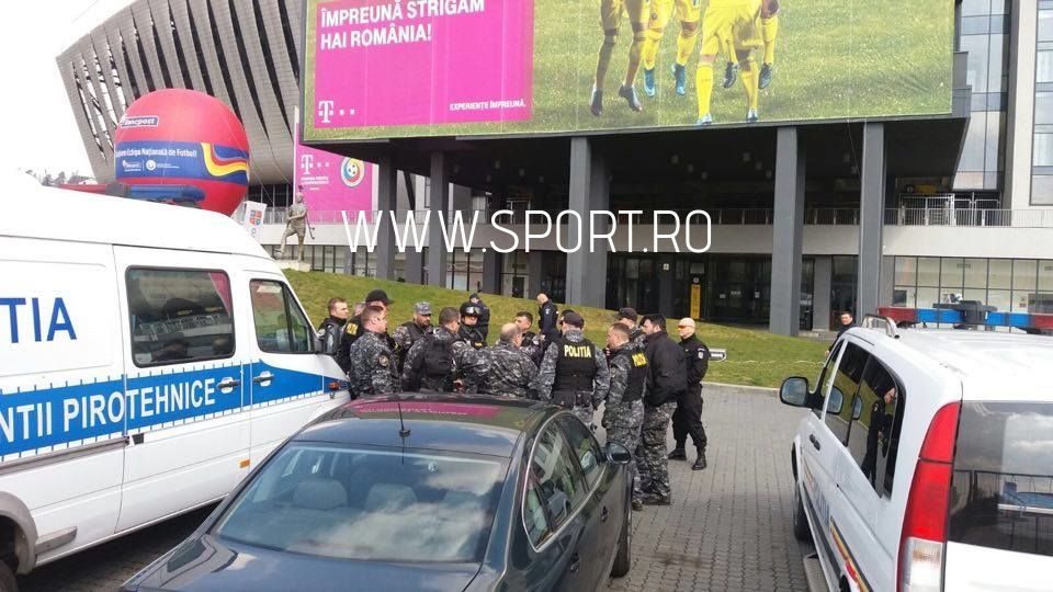 FOTO | Masuri de securitate sporite la Cluj, inaintea meciului! Inspectie pirotehnica si a trupelor antitero inaintea meciului cu Spania_2
