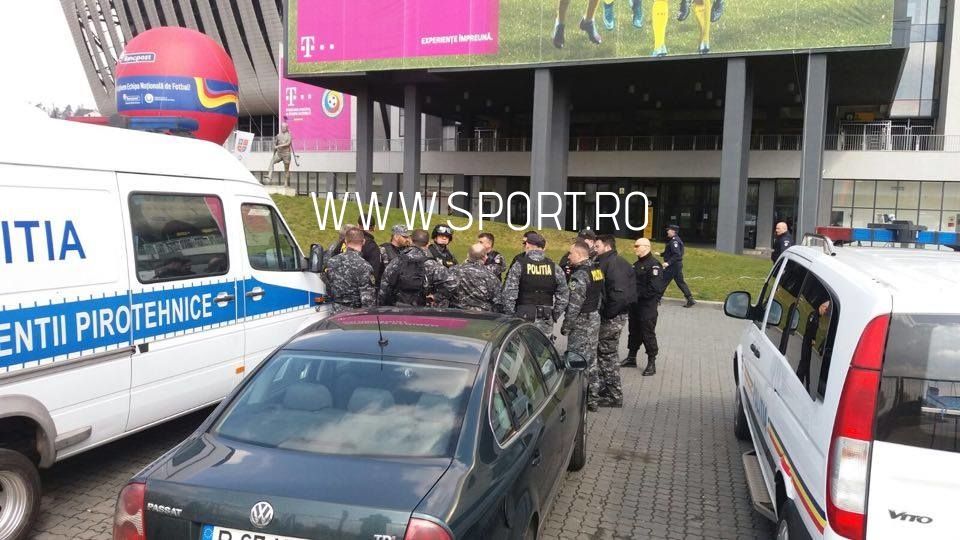 FOTO | Masuri de securitate sporite la Cluj, inaintea meciului! Inspectie pirotehnica si a trupelor antitero inaintea meciului cu Spania_3