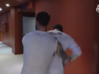 
	Imagini de pe tunel, imediat dupa El Clasico! Sergio Ramos l-a luat in brate pe Ronaldo si a strigat: &quot;Siiiiiiii!&quot; :) Cine a facut schimb de tricouri VIDEO
