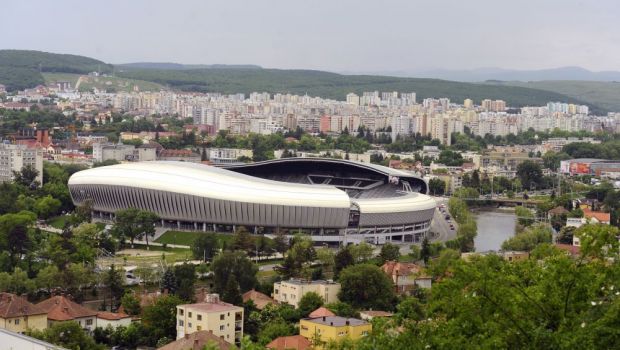 
	Romania - Spania, DIN NOU pe Cluj Arena? Tribuna noua si acoperis improvizat ca meciul de la Cupa Davis cu Nadal sa se joace pe cel mai mare stadion din Cluj
