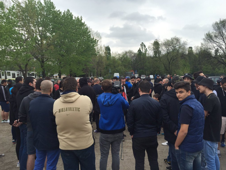 FOTO 200 de ultrasi stelisti s-au strans in Ghencea! Suporterii vor sa organizeze un eveniment pentru Nesu, care e in stare critica_4