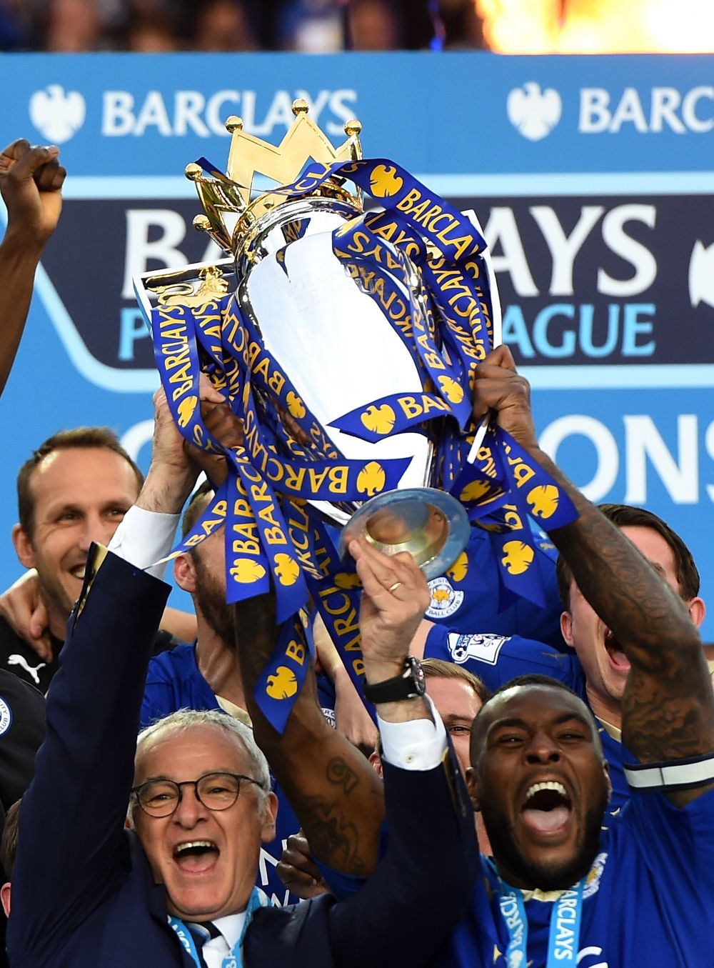 Vardy, Mahrez si Ranieri, incoronati campioni ai Angliei! Leicester termina sezonul in mare stil: victorie clara cu Everton si dubla Jamie Vardy_4