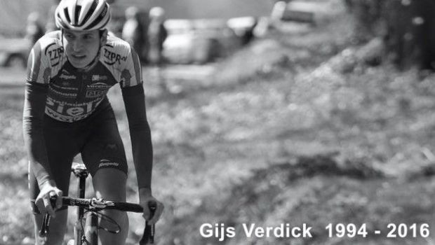 
	O noua moarte bizara in sport. Un ciclist olandez de doar 21 de ani a murit in urma unui stop cardiac suferit in Turul Carpatilor

