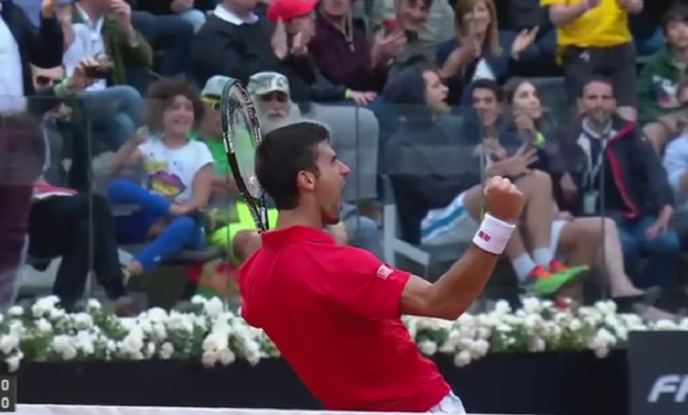 VIDEO: Cea mai tare lovitura a turneului de la Roma! Djokovici, punct fenomenal in meciul cu Rafa Nadal. Sarbul e in semifinale_1