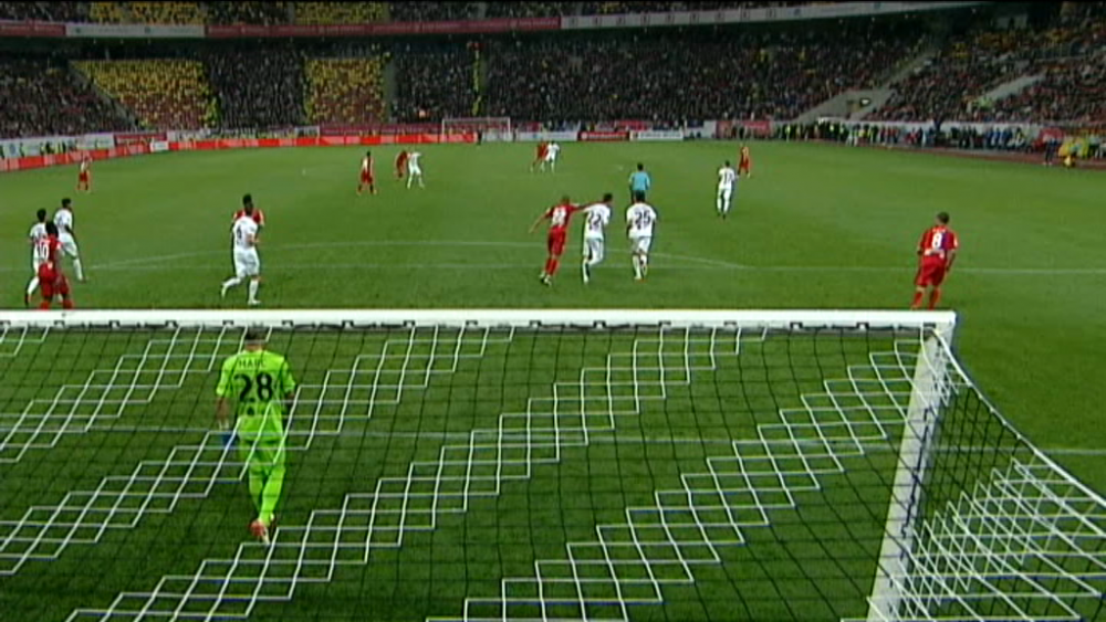 Dinamo si CFR, aproape de BATAIE la marginea terenului! Imagini incredibile! Gest golanesc facut de Romario, Rednic a fost lovit peste fata de un jucator de la CFR. VIDEO_2