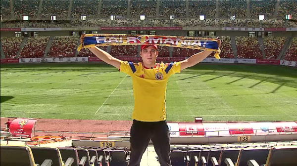 Suporterul care le cere tricolorilor sa fie asa cum e el in fiecare zi: LA INALTIME :) Are colectie de bilete de la meciuri si asteapta cu nerabdare Romania-Elvetia