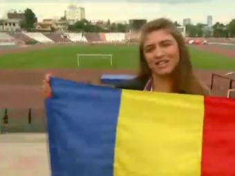 
	A luat &quot;microbul fotbalului&quot; de la sotul ei si asteapta cu nerabdare sa vada Romania la EURO. Povesteste Romania: Andreea merge de 10 ani pe stadioane, dar e la primul turneu final
