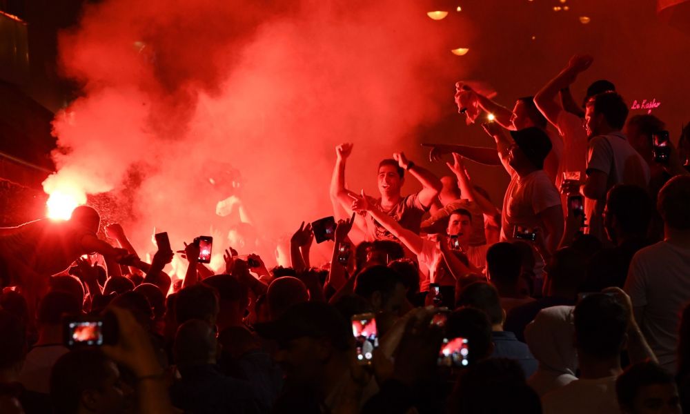 VIDEO: Batai in stadion, imediat dupa finalul meciului: rusii au pornit scandalul! / Bilantul unei zile de o violenta incredibila la Marsilia: 31 de raniti in spitale, un englez se zbate intre viata si moarte_27