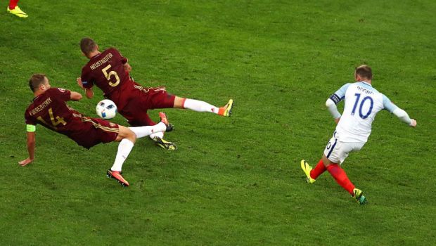 
	VIDEO | Cea mai mare ocazie de pana acum la UEFA Euro 2016: englezii au trimis de doua ori in bara in 3 secunde!
