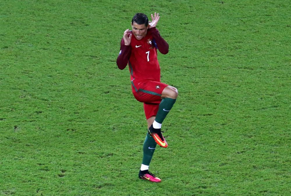 Dilema zilei pe internet: ce l-a speriat pe Ronaldo? TOATE scenariile posibile! :) FOTO_3