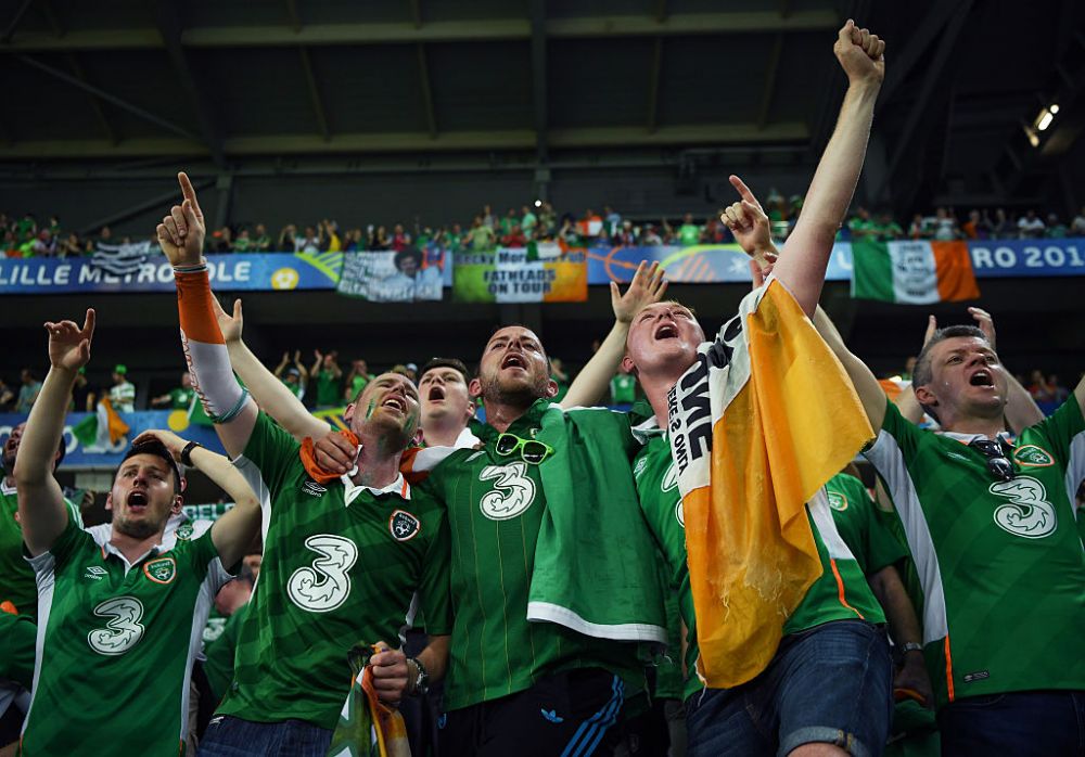 GALERIE FOTO: Ei sunt oamenii care au cucerit o lume intreaga la Euro! Cele mai tari imagini cu fanii irlandezi pe stadioanele din Franta_11