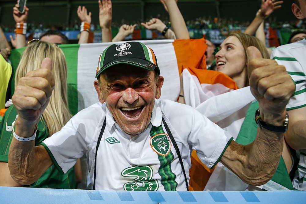 GALERIE FOTO: Ei sunt oamenii care au cucerit o lume intreaga la Euro! Cele mai tari imagini cu fanii irlandezi pe stadioanele din Franta_18