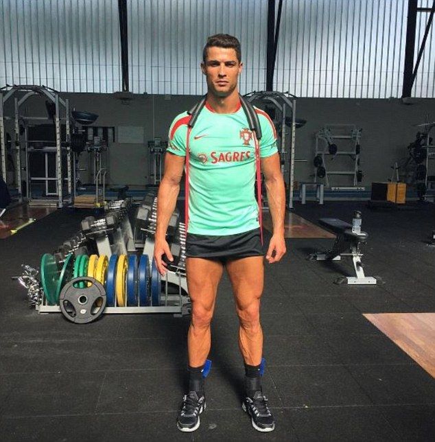 "No pain, no gain!" E un pachet de muschi! Fotografia incredibila postata de Cristiano Ronaldo! Cum ii arata picioarele_1