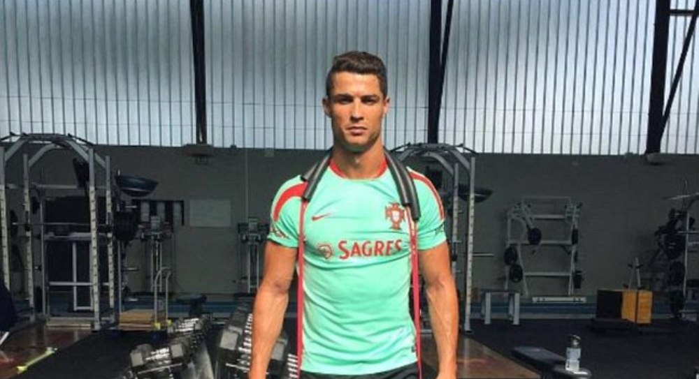 "No pain, no gain!" E un pachet de muschi! Fotografia incredibila postata de Cristiano Ronaldo! Cum ii arata picioarele_2