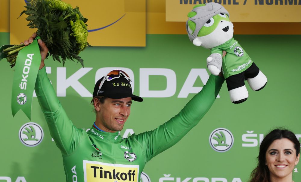 Sagan, la prima victorie in Le Tour dupa 3 ani. Slovacul a preluat tricoul galben, Contador a cazut si astazi si a venit cu intarziere_2
