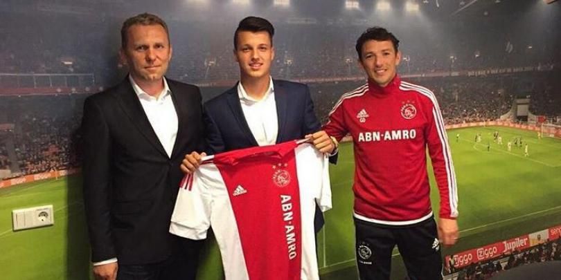 Ajax Amsterdam Ricardo Farcas