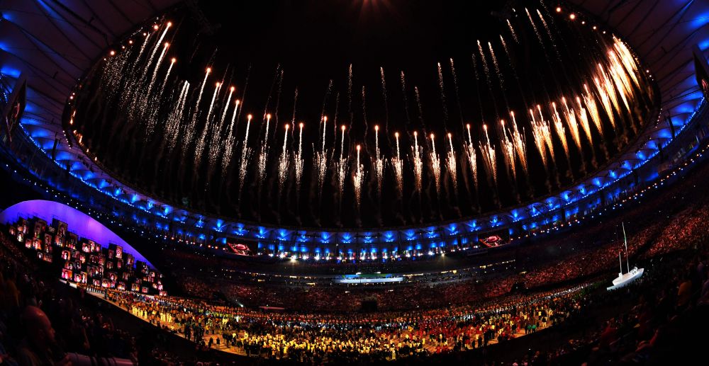 FOTO Cele mai tari imagini de la ceremonia de deschidere a Jocurilor Olimpice. O imagine cat 1 MILION de cuvinte: cele doua lumi de la Rio_15