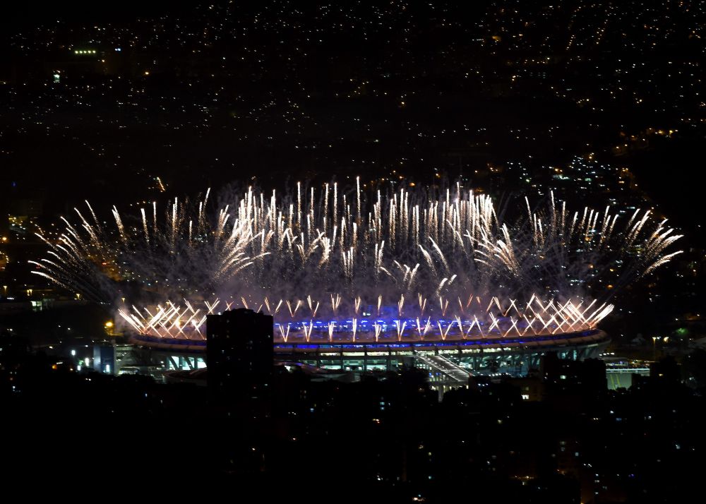 FOTO Cele mai tari imagini de la ceremonia de deschidere a Jocurilor Olimpice. O imagine cat 1 MILION de cuvinte: cele doua lumi de la Rio_8