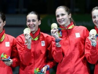 
	Fetele de aur ale Romaniei. Care este secretul &quot;Happy Power&quot; si tributul emotionant pentru echipa din spatele aurului la Rio
