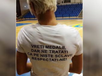 
	&quot;Vreti medalii, dar ne tratati ca pe niste SCLAVI! Respectati-ne!&quot; Protestul incredibil al unei handbaliste din Romania in ziua in care avem meciul decisiv cu Norvegia, la Rio
