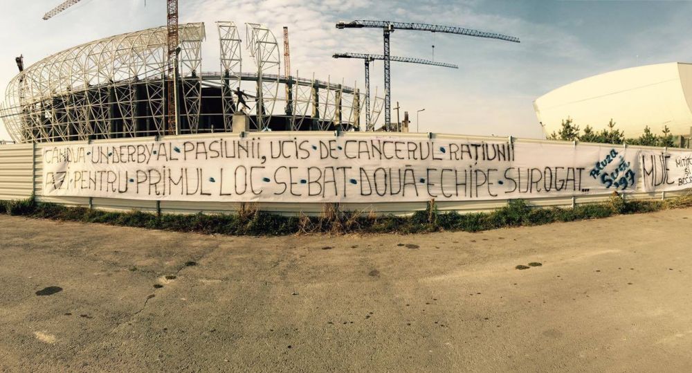 "Pentru primul loc se bat doua echipe surogat!" Mesajele de protest ale peluzelor disparute pe Ion Oblemenco si Ghencea inainte de Steaua - Craiova_6