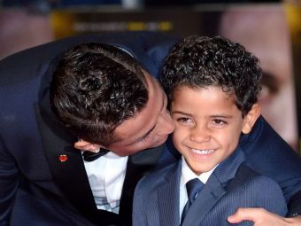 Fiul lui Cristiano Ronaldo s-a apucat de fotbal. SURPRIZA: Nu va juca pentru Real Madrid! La ce club din Spania s-a dus