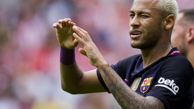 
	Neymar celebreaza prelungirea contractului cu Barcelona cu inca DOUA TATUAJE. Ce si-a desenat brazilianul pe ambele picioare
