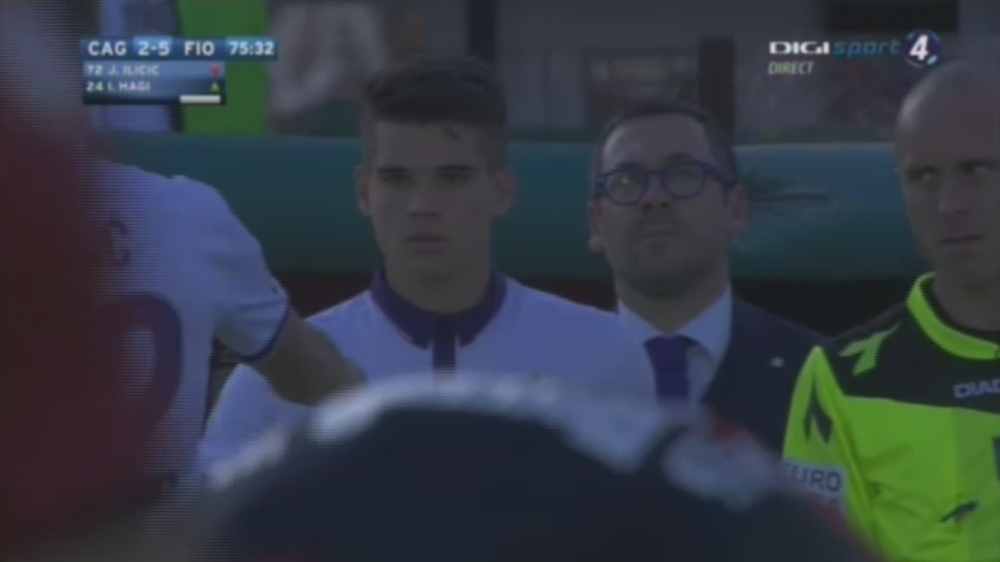 Moment urias: Ianis Hagi A DEBUTAT in Serie A, la o zi dupa ce a implinit 18 ani. Hagi Jr, trimis pe teren in repriza a doua a meciului Cagliari - Fiorentina_2