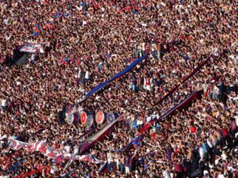 
	Iata motivul pentru care fotbalul fara suporteri nu exista! Galeria lui San Lorenzo a luat un cantec cu 400mil de vizualizari si l-a dus pe stadion! VIDEO
