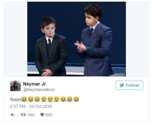 FOTO SENZATIONAL! Cele mai tari poante aparute pe internet dupa prima imagine cu fiul lui Messi la antrenamentele Barcelonei! Neymar nu s-a putut abtine :)_3