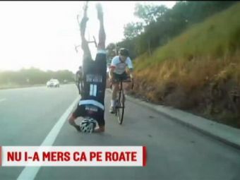 
	Imagini teribile! Cum a cazut in cap acest ciclist, dupa ce un bat i-a intrat la roata la viteza maxima! VIDEO
